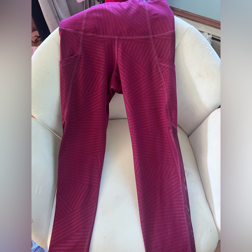 Maroon Old Navy leggings